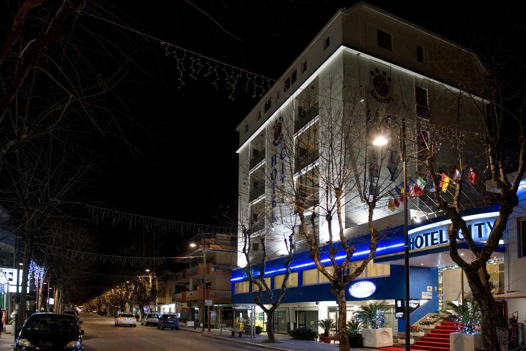 Hotel City Montesilvano Marina Esterno foto
