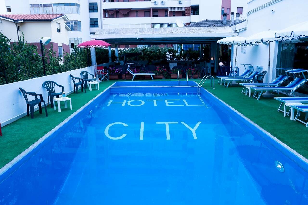 Hotel City Montesilvano Marina Esterno foto