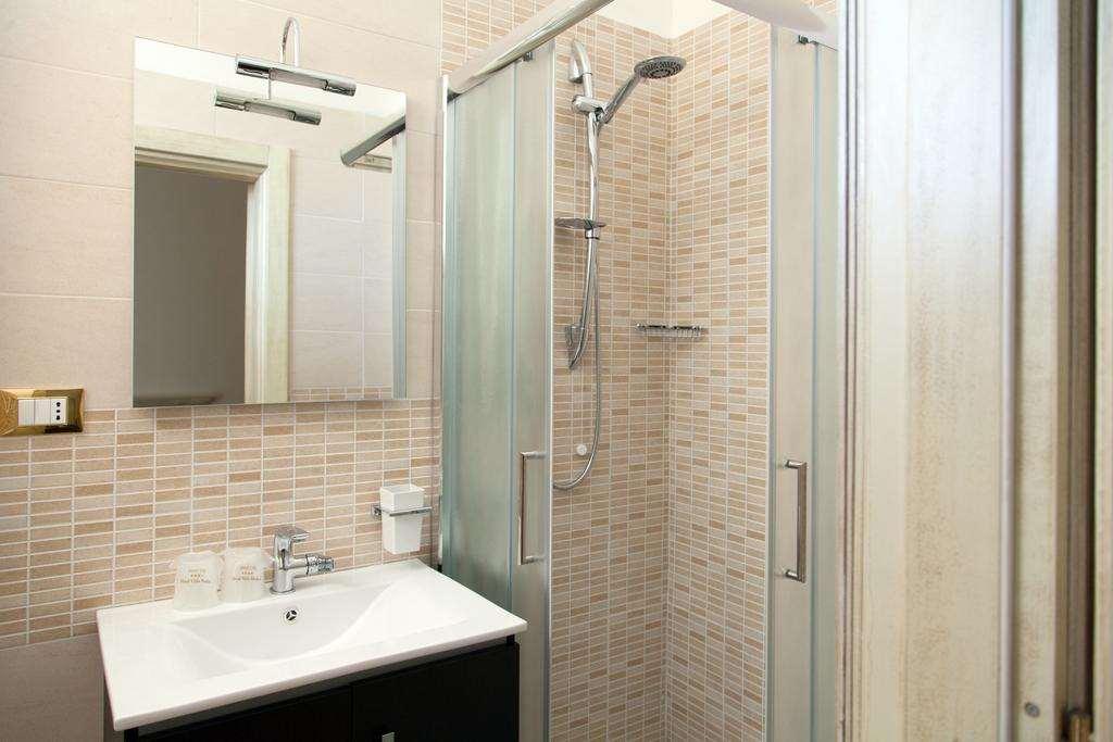 Hotel City Montesilvano Marina Camera foto